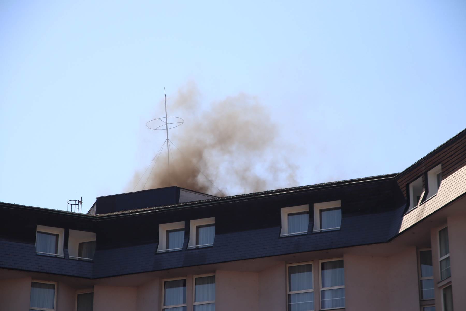  Dim iznad hoitela Bosna u Banjaluci 