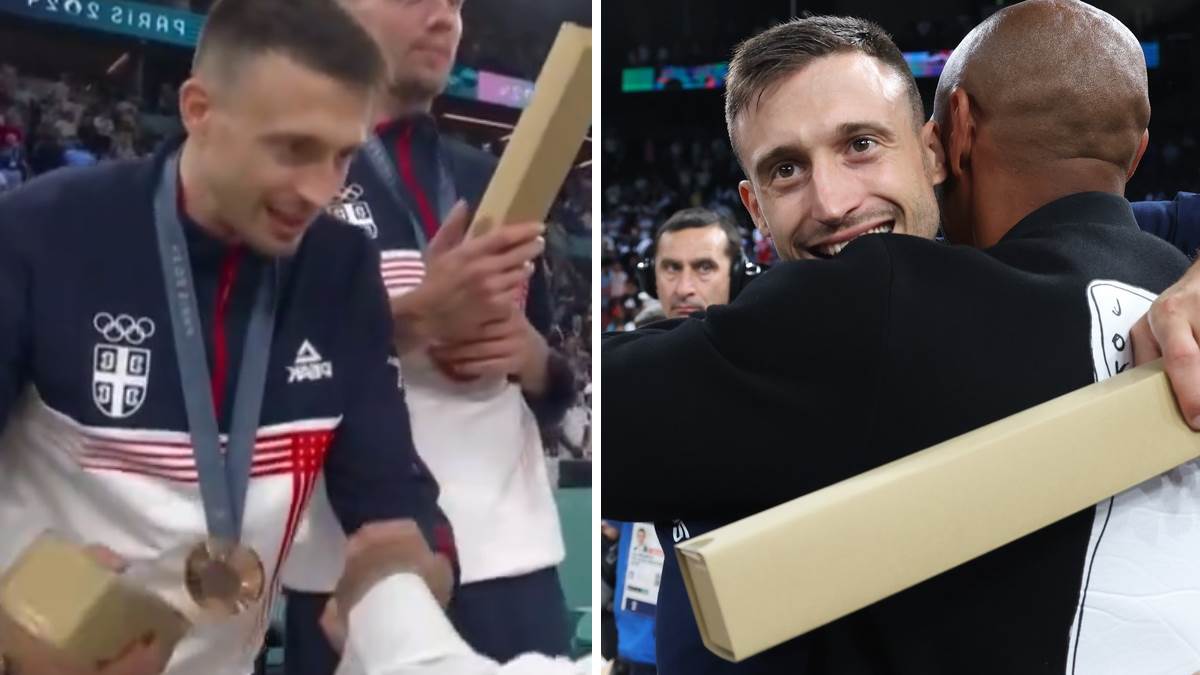  Aleksa Avramović zahvaljuje se šeiku na medalji 