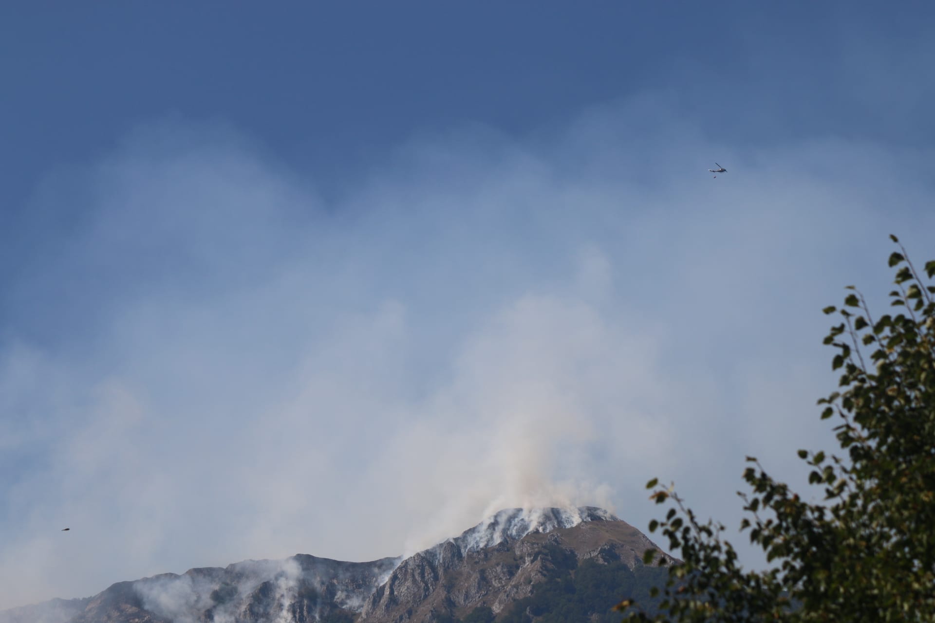  Helikopteri gase Požar u Nacionalnom parku Sutjeska 