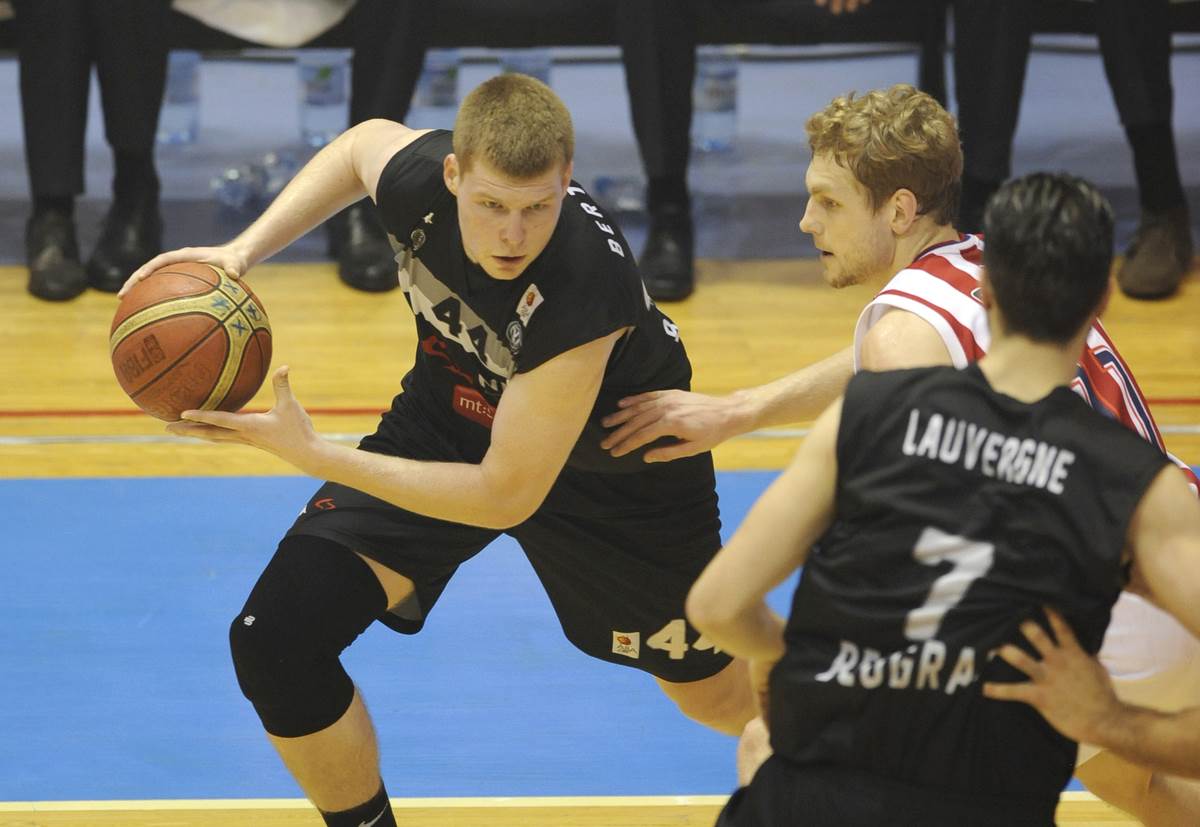 Davis Bertans ide u Dubai Davis Bertans ide u Dubai