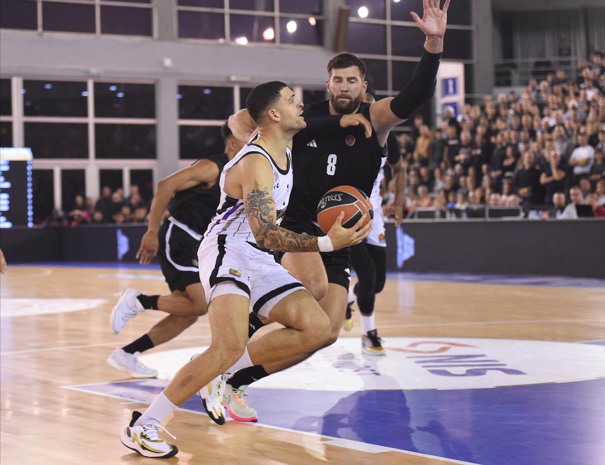  Partizan izgubio od Anadolu Efesa u prijateljskoj utakmici 