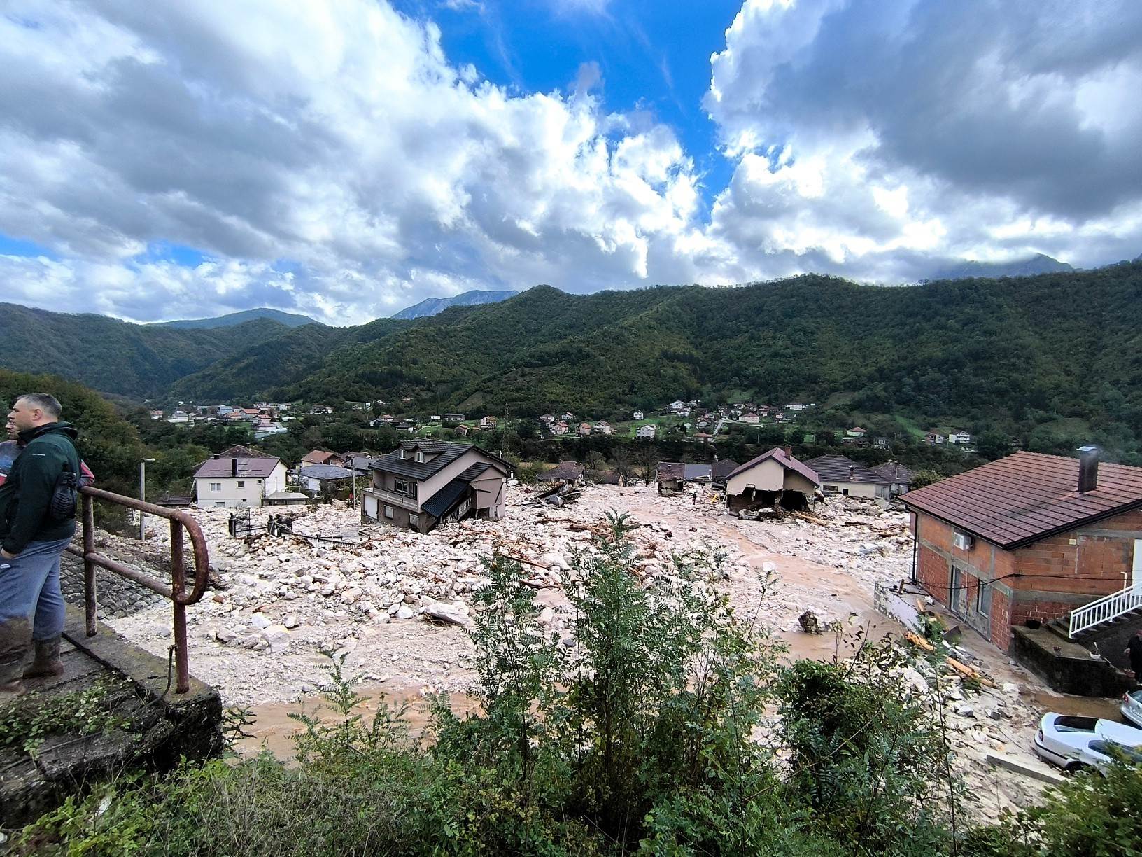  Raste broj stradalih: Pronađene još dvije žrtve poplava u Donjoj Jablanici 