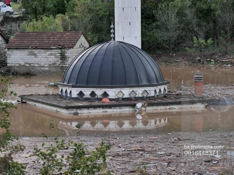  ŽKK Orlovi i ŽRK Borac pomažu poplavljenima u BiH 