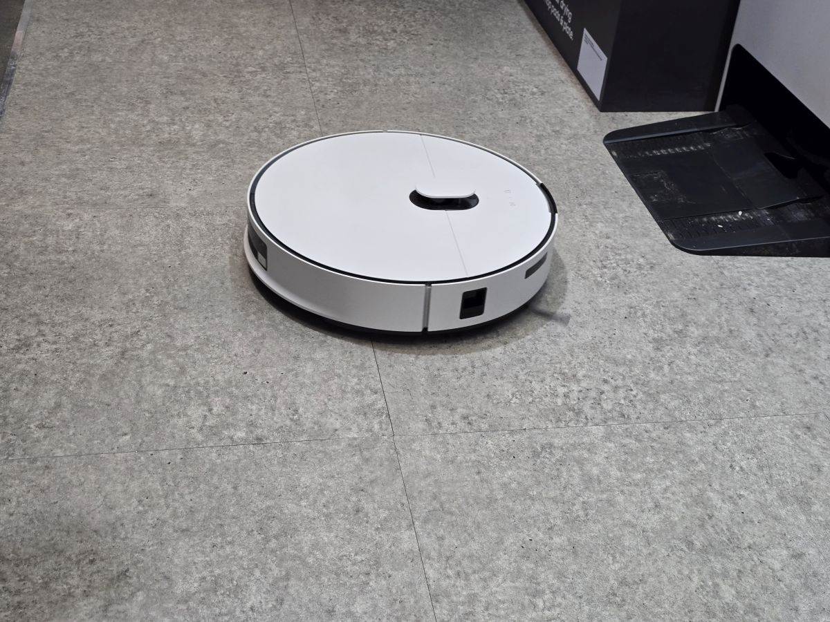 Hakovani Ecovacs usisivači Hakovani Ecovacs usisivači