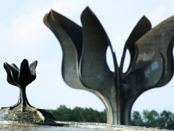  "Komisija za Jasenovac uvreda za naučnike" 