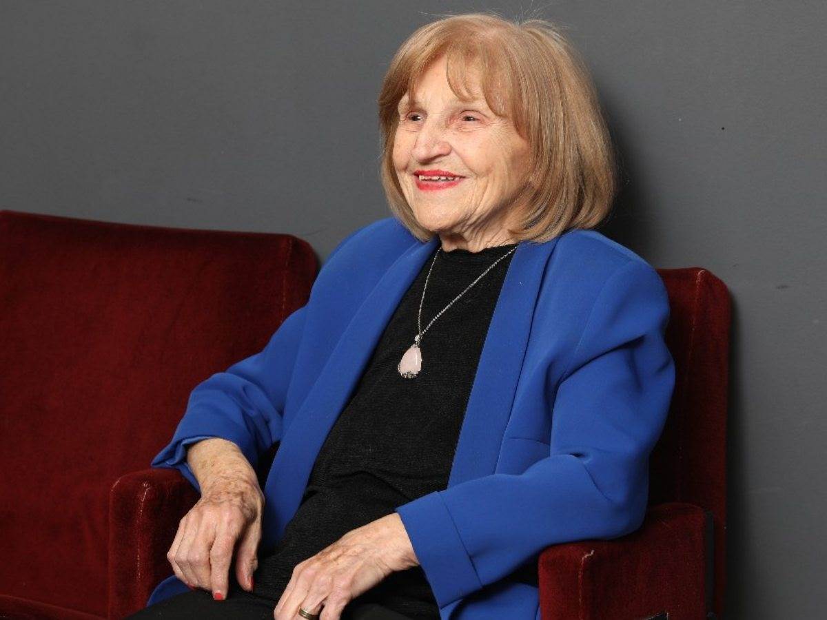  Fotografija Mire Banjac sa rođendana 