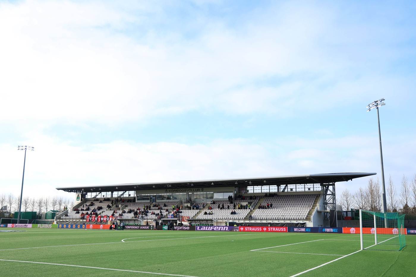  Vikingur dočekuje Borac na stadionu Breidablika 