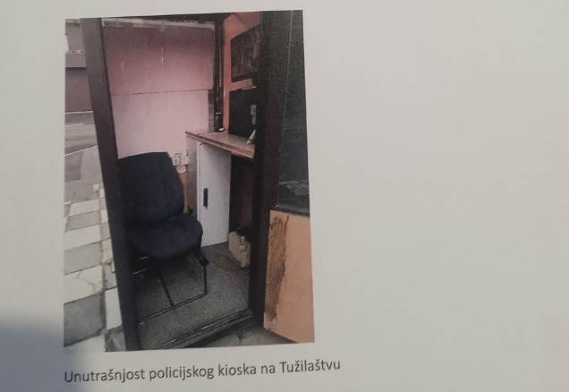 policija.jpg policija.jpg