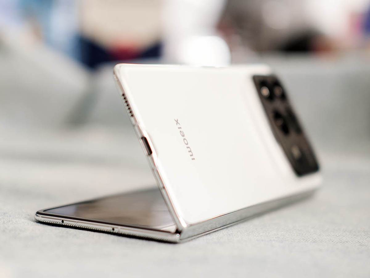 Kinezi spremaju odgovor na savitljivi iPhone