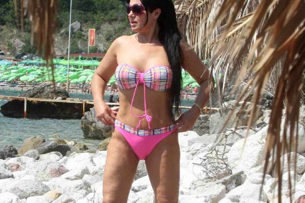 Zlata Petrović o plastičnim operacijama Zlata Petrović o plastičnim operacijama