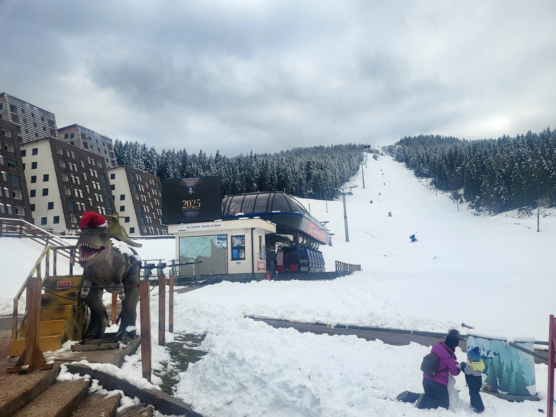  Ski centar Ravna planina 