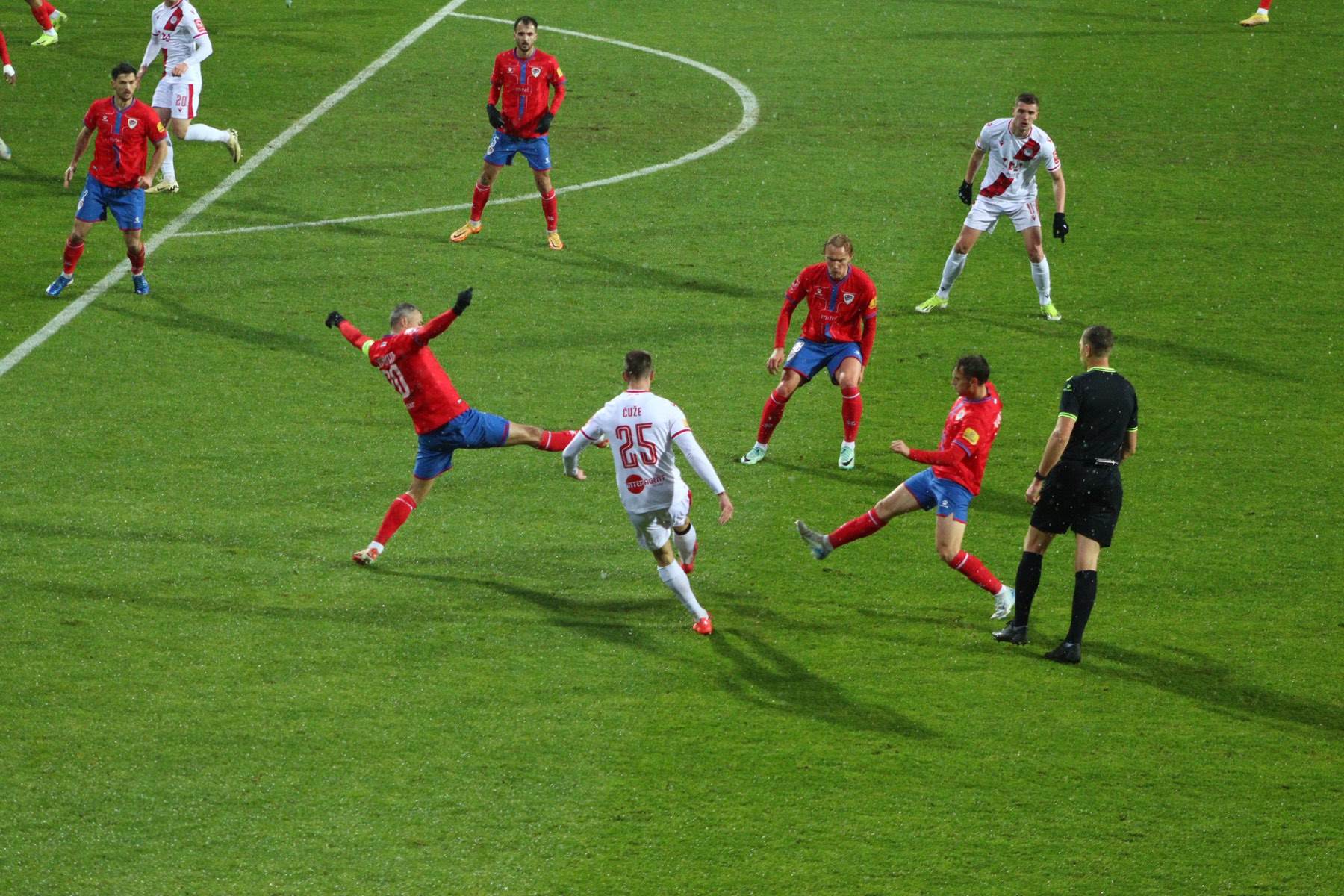  Kad se igra utakmica Borac Zrinjski  