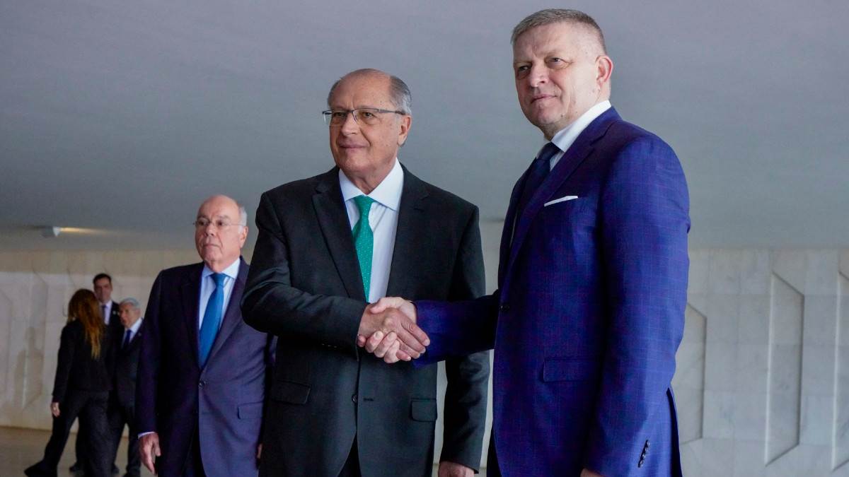 Slovačkog premijera pozdravili kao "premijera Jugoslavije" Slovačkog premijera pozdravili kao "premijera Jugoslavije"