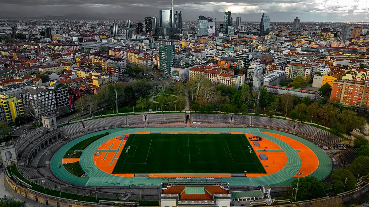  Stadion Čivika u Milanu mondo foto  