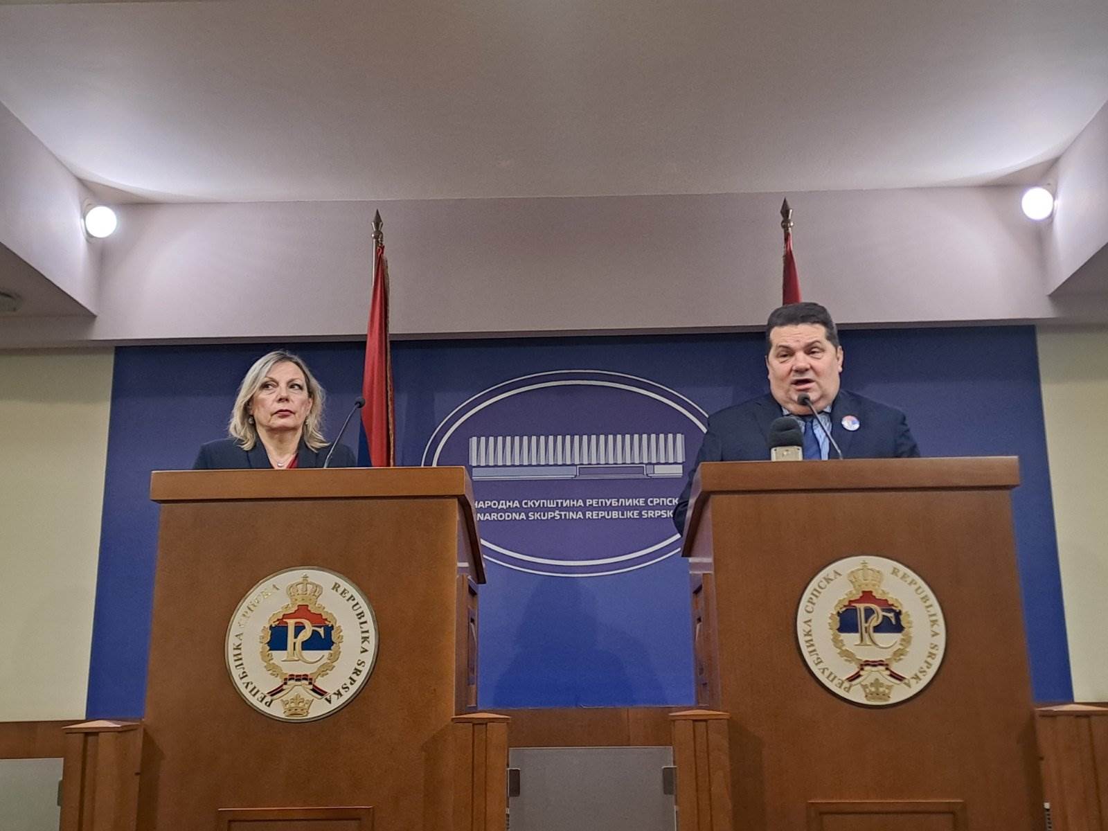  Sjednica NSRS o povećanju plata zdravstvenim radnicima 