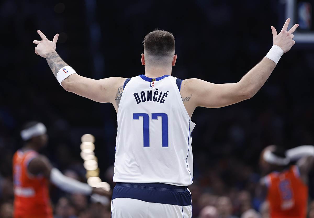  Luka Dončić učinak protiv Golden stejta 