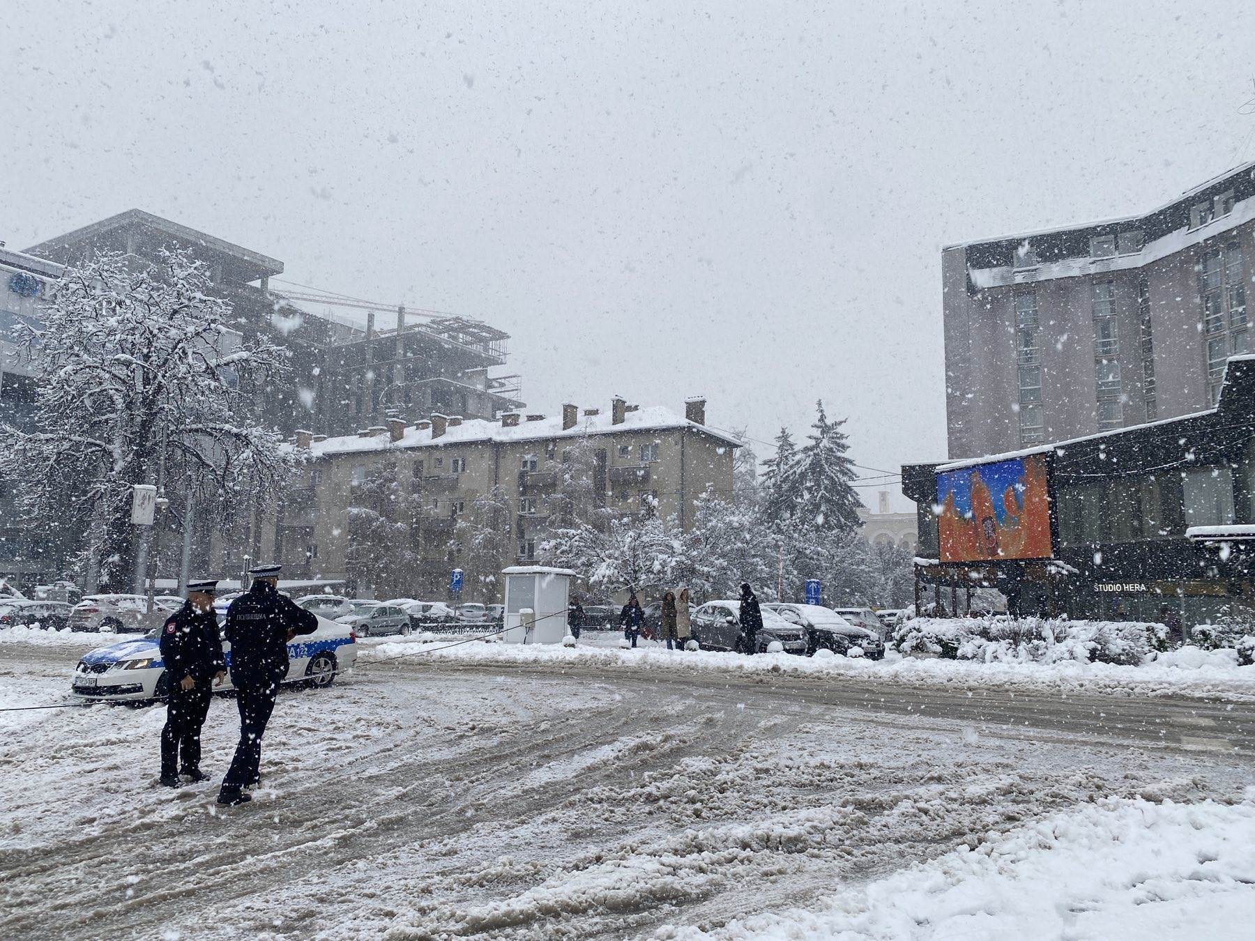  Pao kabl preko ulice u centru Banjaluke 