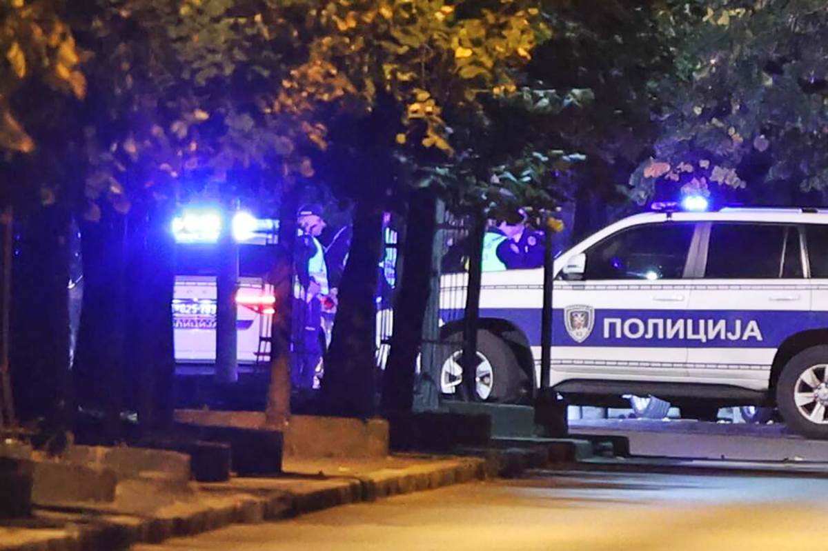 Pacijent skočio sa bolnice u Vranju Pacijent skočio sa bolnice u Vranju