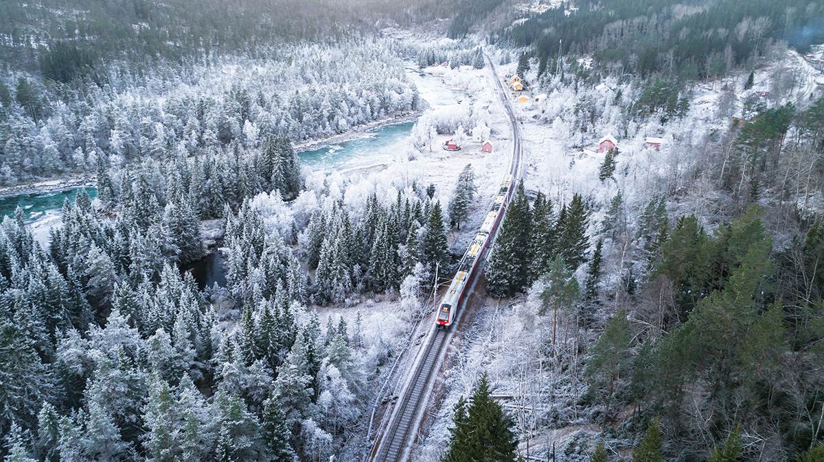  Ljudi zaglavljeni u vozu u Norveškoj 