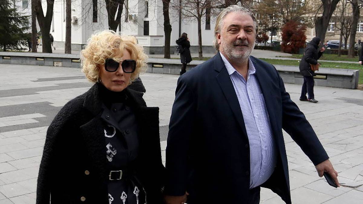  Lepa Brena o svađama sa Bobom i kako joj se obraća kad je ljut 