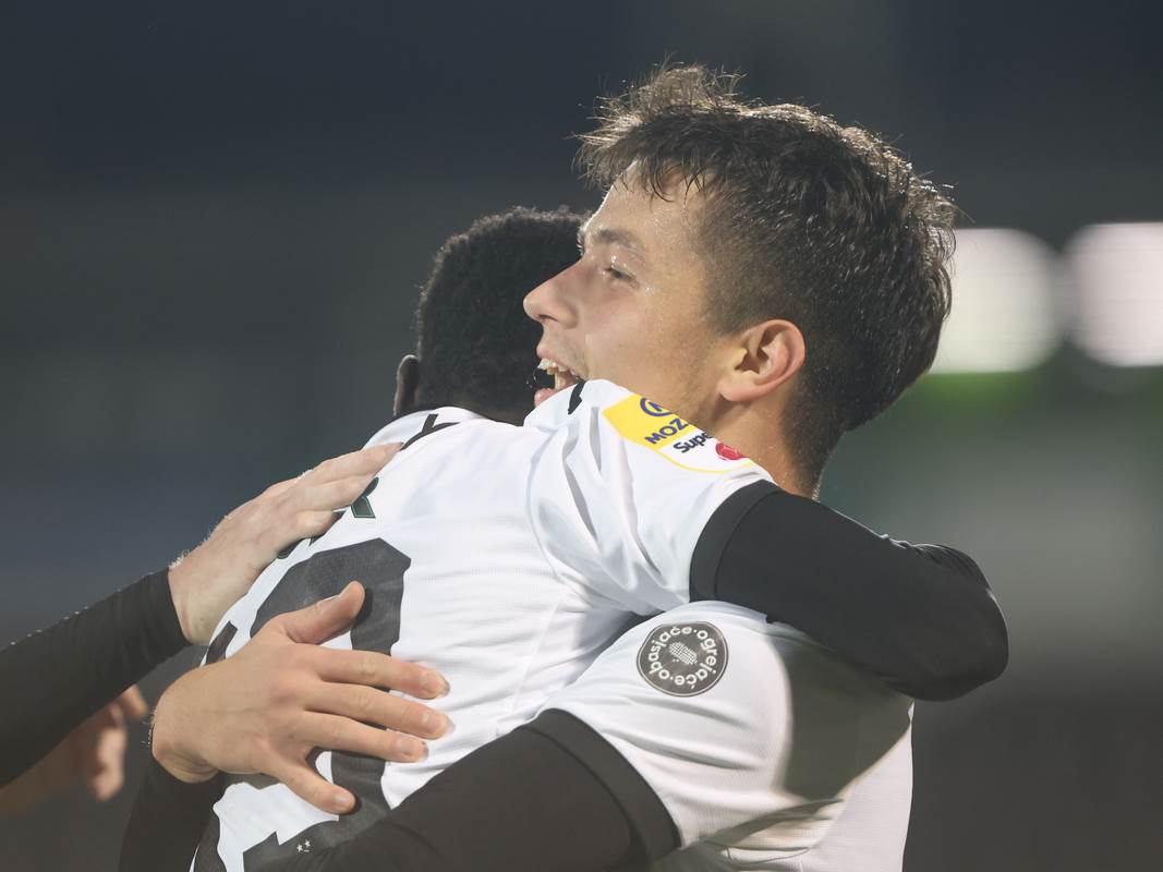  Povrijedio se Mihajlo Ilić 