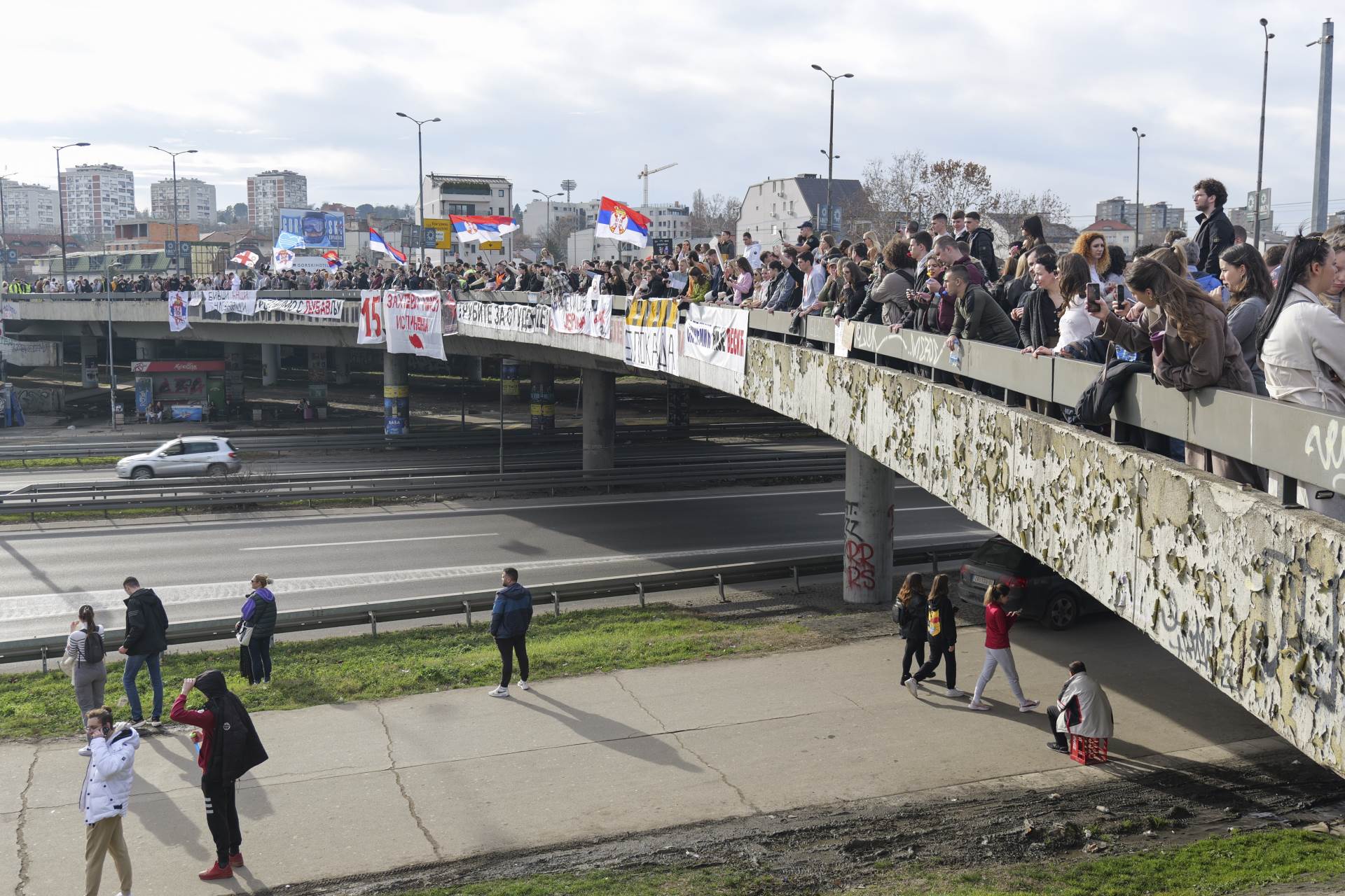 Studenti u Srbiji pozvali na generalni štrajk Studenti u Srbiji pozvali na generalni štrajk