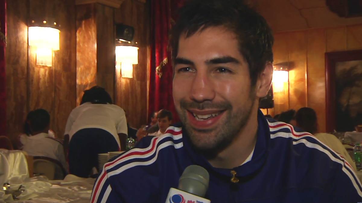 Nikolu Karabatića prisvojili Hrvati, a on rekao da priča srpski Nikolu Karabatića prisvojili Hrvati, a on rekao da priča srpski
