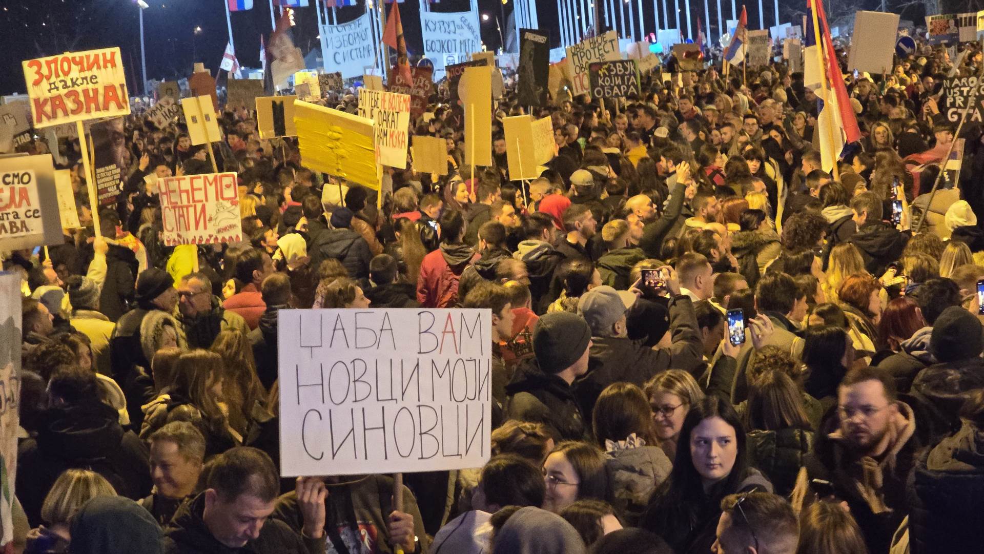  Vučić pomilovao četvoricu okrivljenih za napad na studente u Novom Sadu 