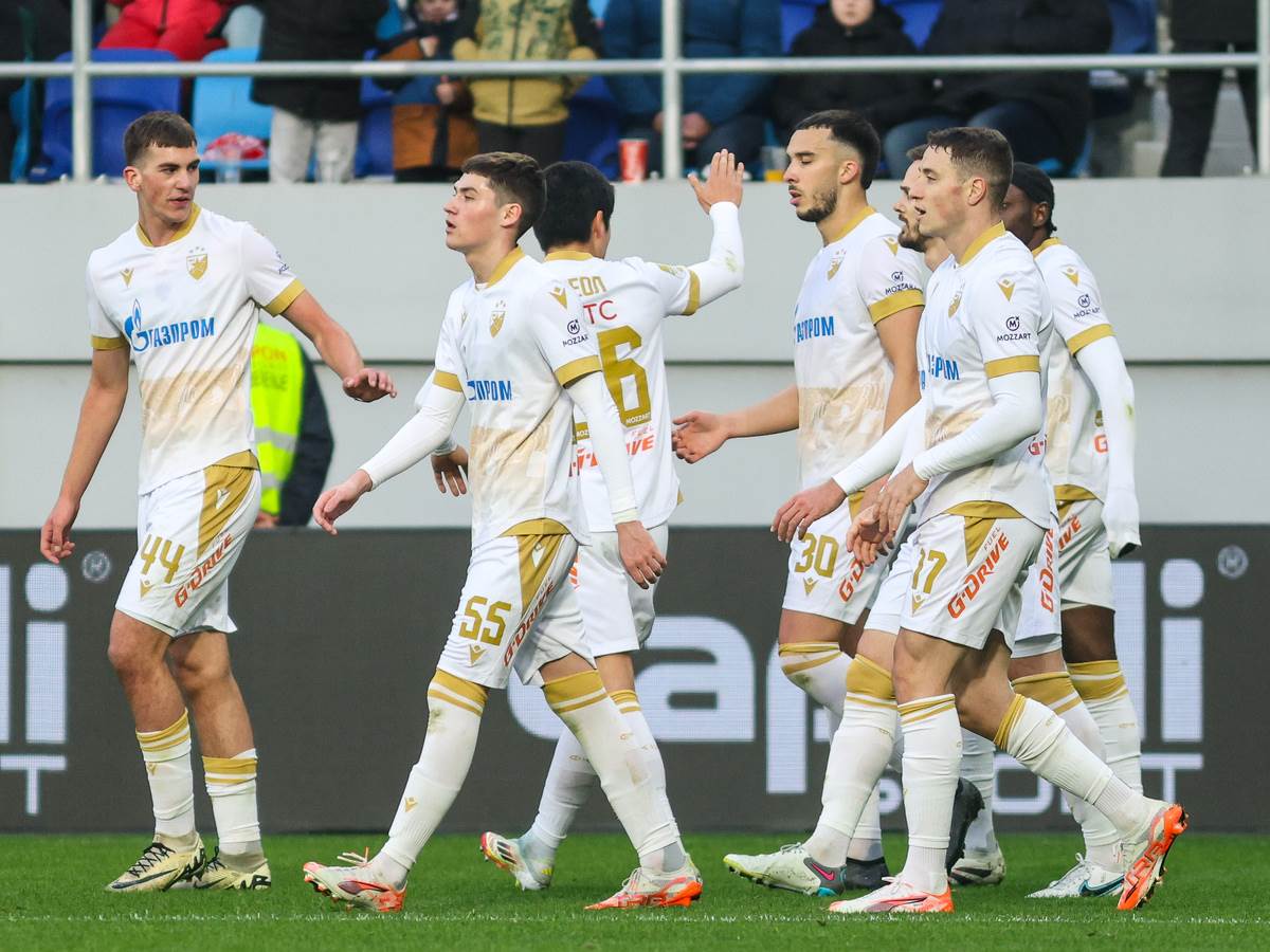 Crvena zvezda pobijedila TSC u gostima 2:1 Crvena zvezda pobijedila TSC u gostima 2:1