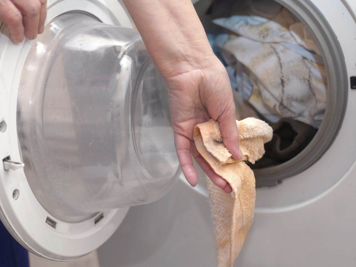 Zašto peškiri imaju neprijatan miris poslije pranja Zašto peškiri imaju neprijatan miris poslije pranja