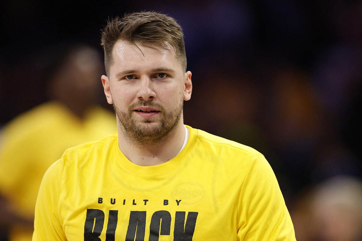 Luka Dončić ponuđen Milvokiju i Minesoti Luka Dončić ponuđen Milvokiju i Minesoti