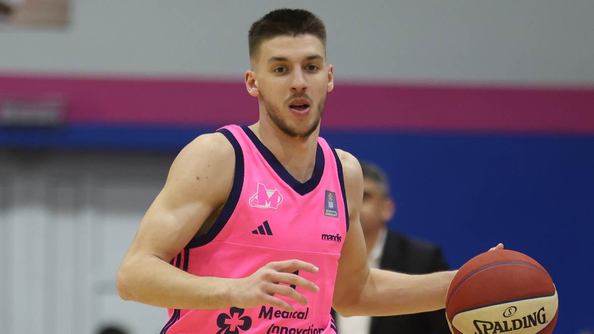  Kosta Kondić ne može da igra za Srbiju, a iz BiH ga ne zovu 