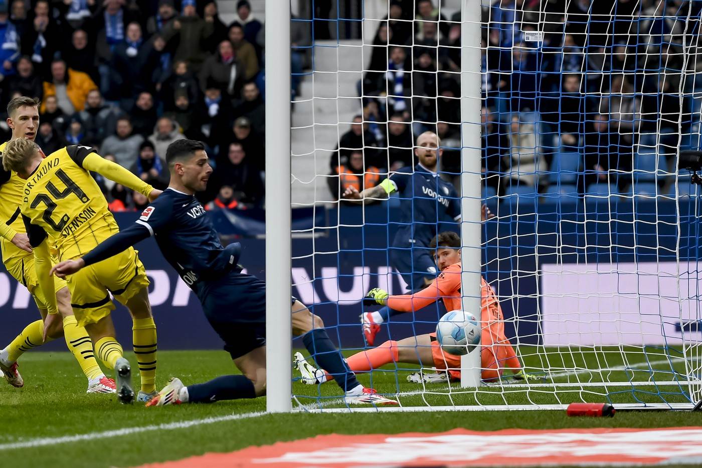  Bundesliga Bohum pobijedio Borusiju Dortmund Nikola Vasilj odbranio penal protiv Frajburga 
