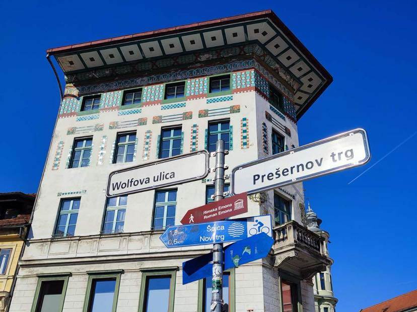  "Užičko kolo" i "Đurđevdan" dočekali banjalučke novinare u Ljubljani (FOTO, VIDEO) 