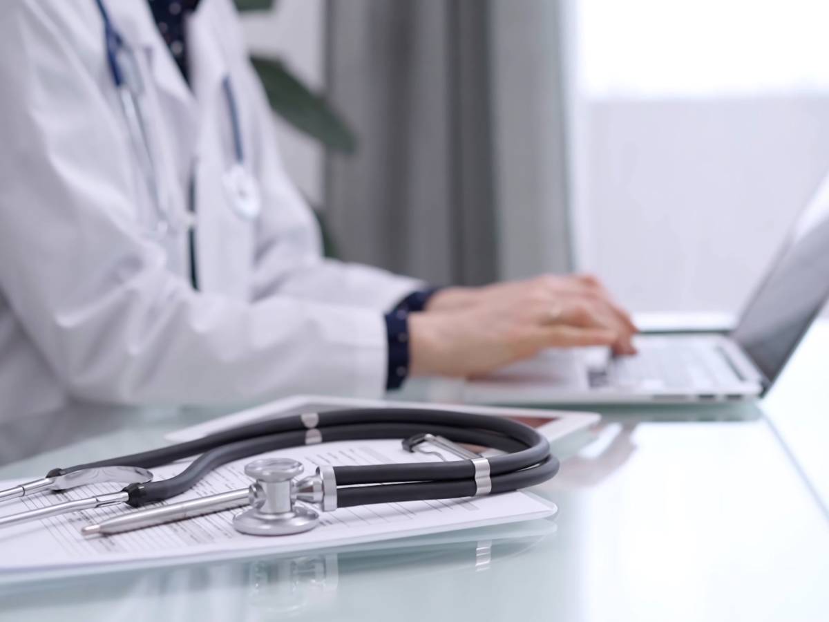  U Sloveniji zabranjeno da istovremeno rade i privatno i državno 