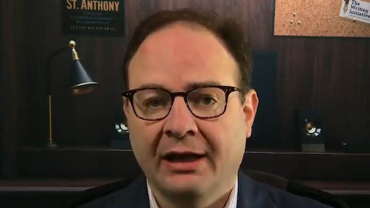  Adrijan Vojnarovski prodaje telefone 