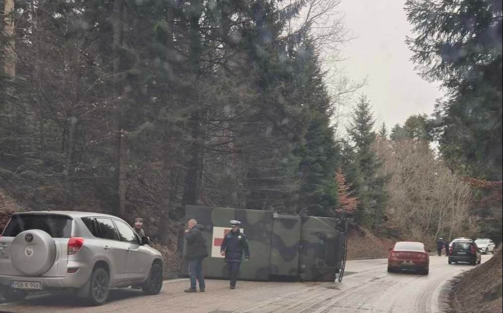  Prevrnulo se vozilo OS BiH 