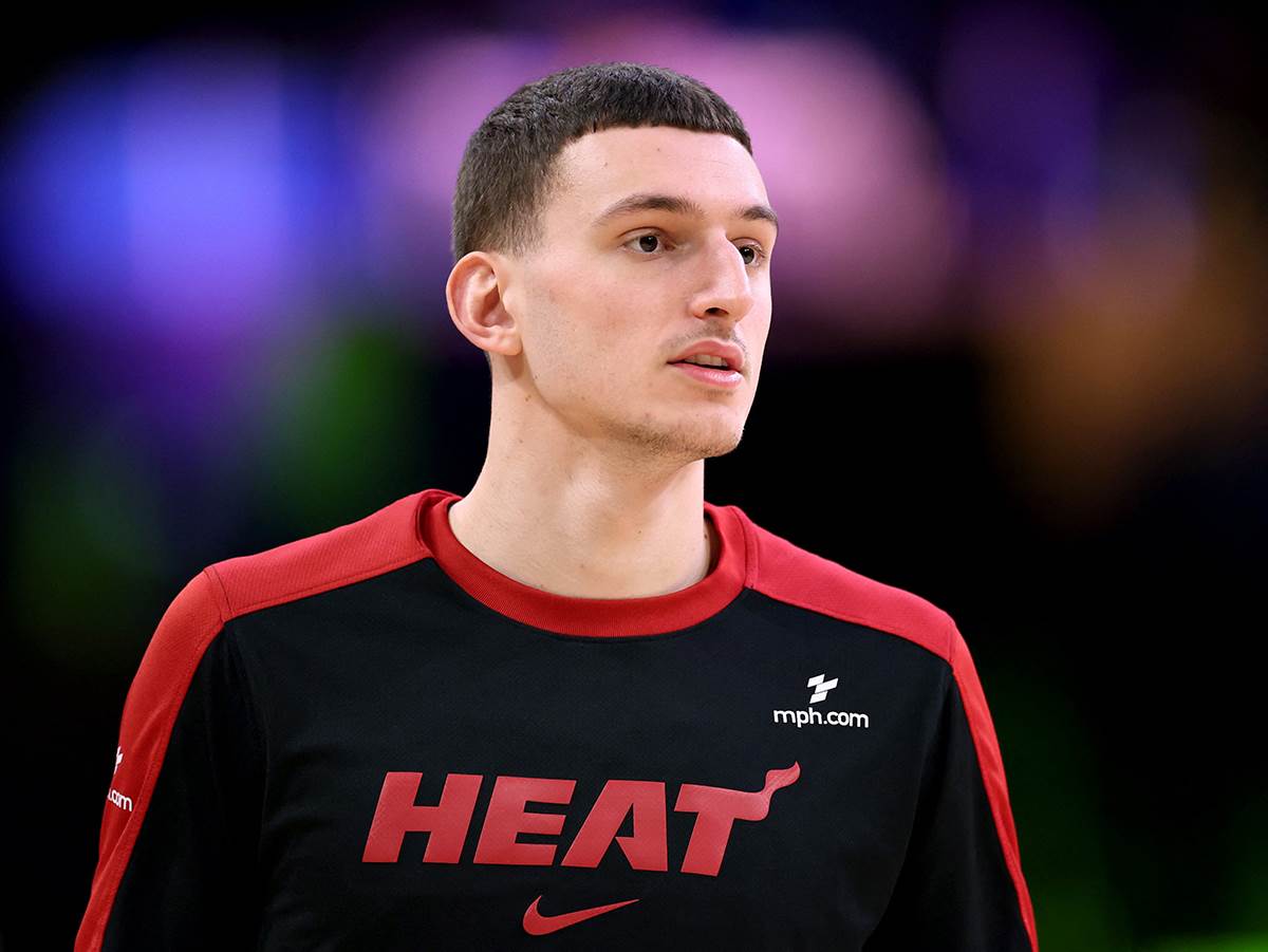 Nikola Jović zbog povrede van terena do kraja marta Nikola Jović zbog povrede van terena do kraja marta