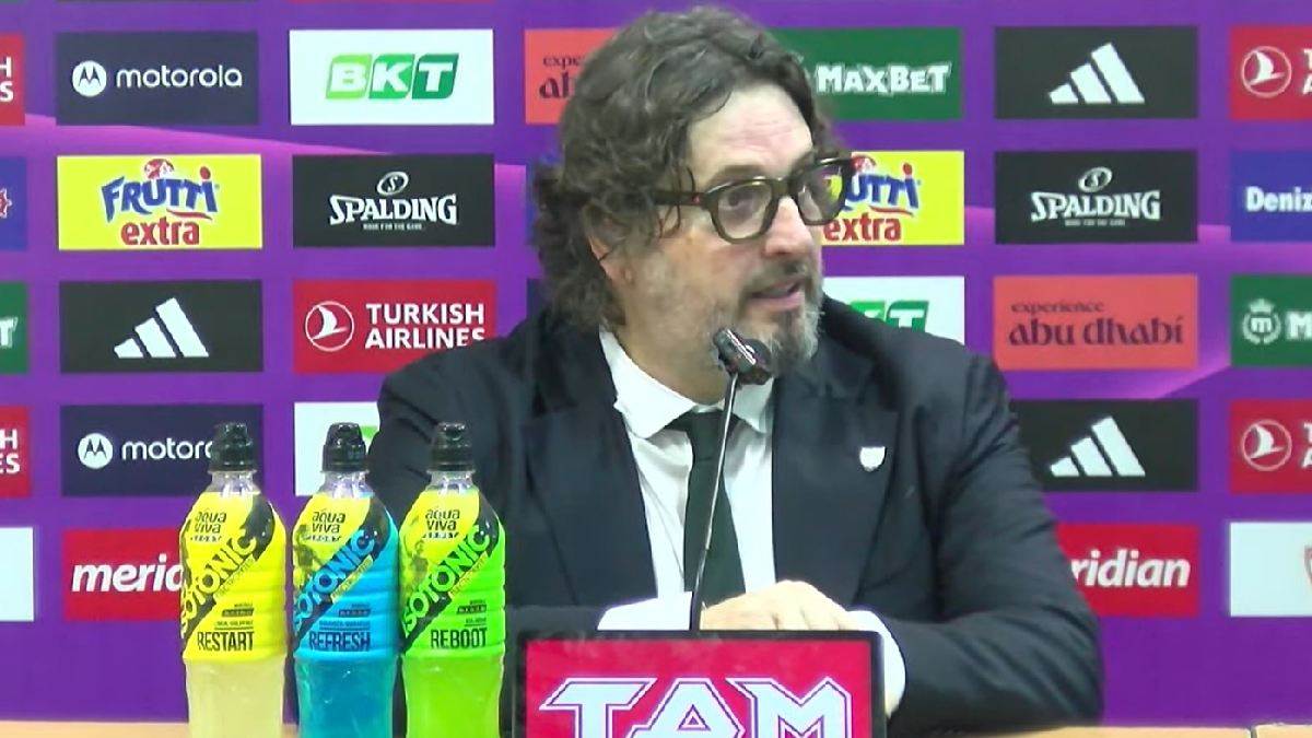 Andrea Trinkijeri - Jedna mi kaže ustaša drugi žabar Andrea Trinkijeri - Jedna mi kaže ustaša drugi žabar