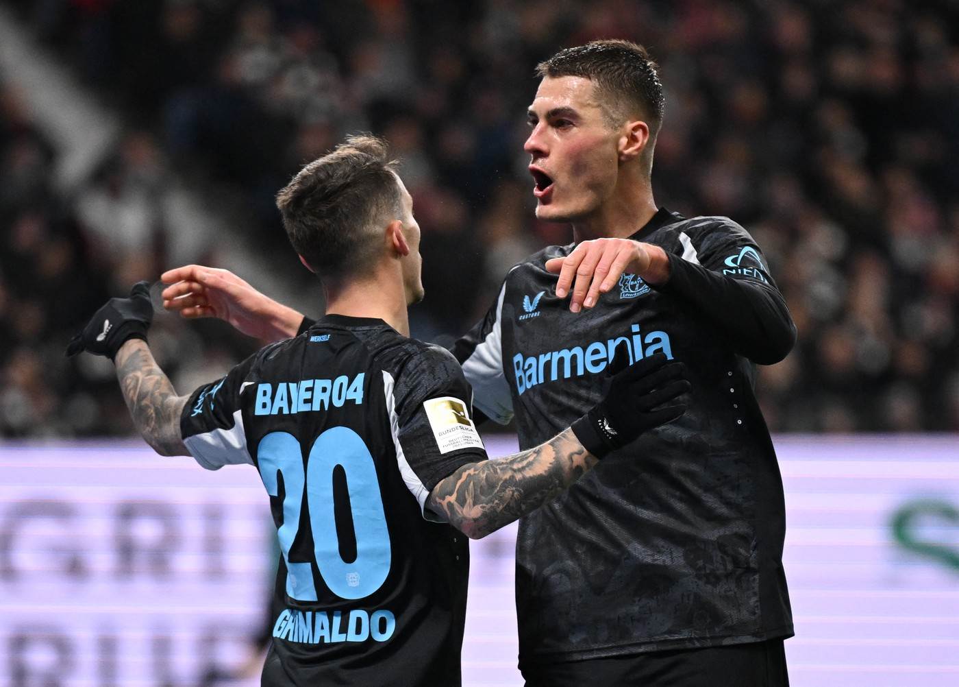 Ajntraht Bajer Leverkuzen Bundesliga Ajntraht Bajer Leverkuzen Bundesliga