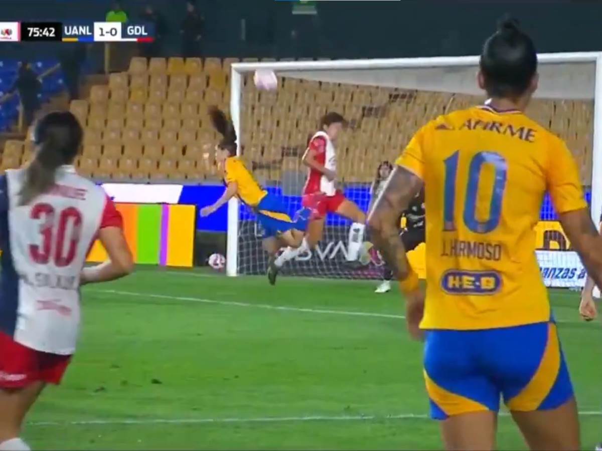 Meksikanka postigla najbolji gol u istoriji fudbala Meksikanka postigla najbolji gol u istoriji fudbala