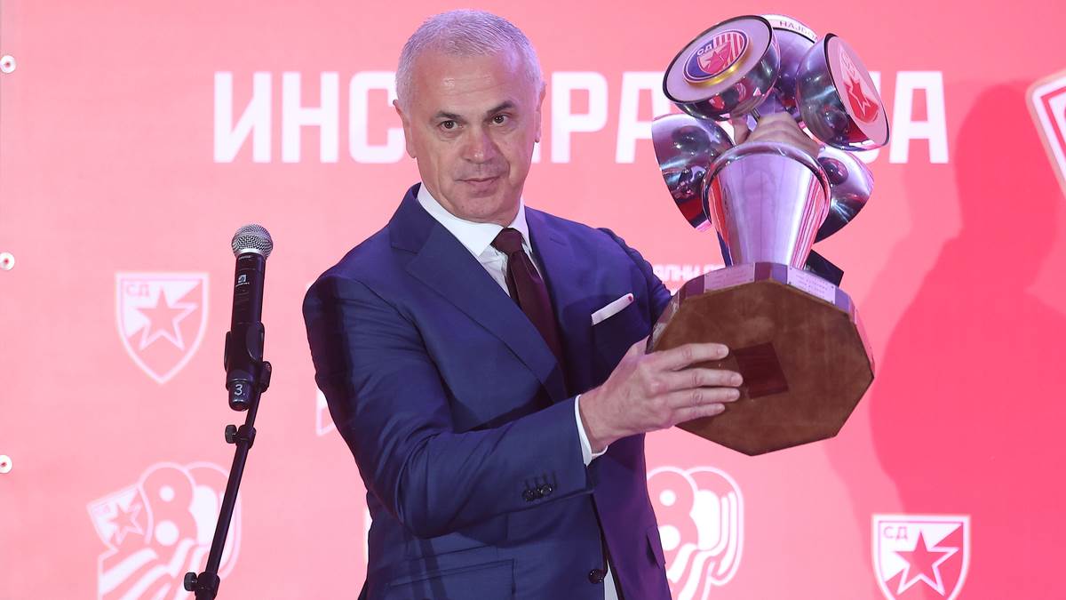 Zvezdan Terzić povodom 80 rođendana kluba Zvezdan Terzić povodom 80 rođendana kluba