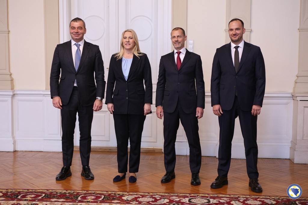 Čeferin i Zeljković na prijemu u Predsjedništvu Bosne i Hercegovine Čeferin i Zeljković na prijemu u Predsjedništvu Bosne i Hercegovine