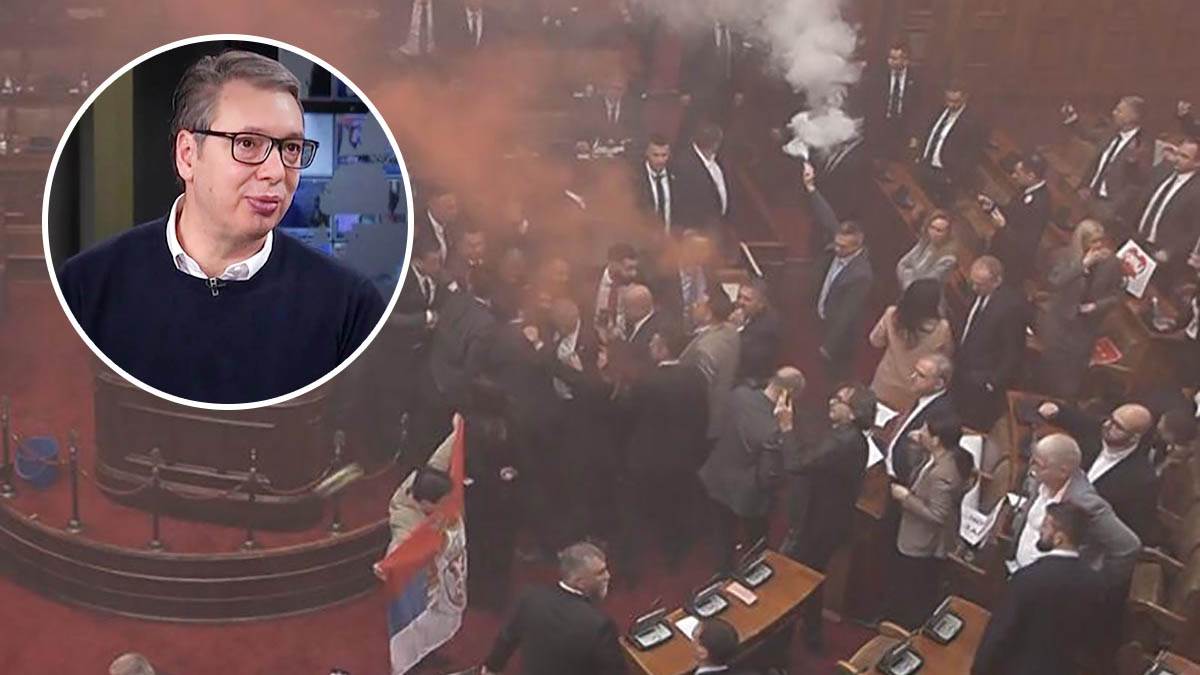  Vučić otkrio kako su unijeli pirotehniku u Skupštinu 