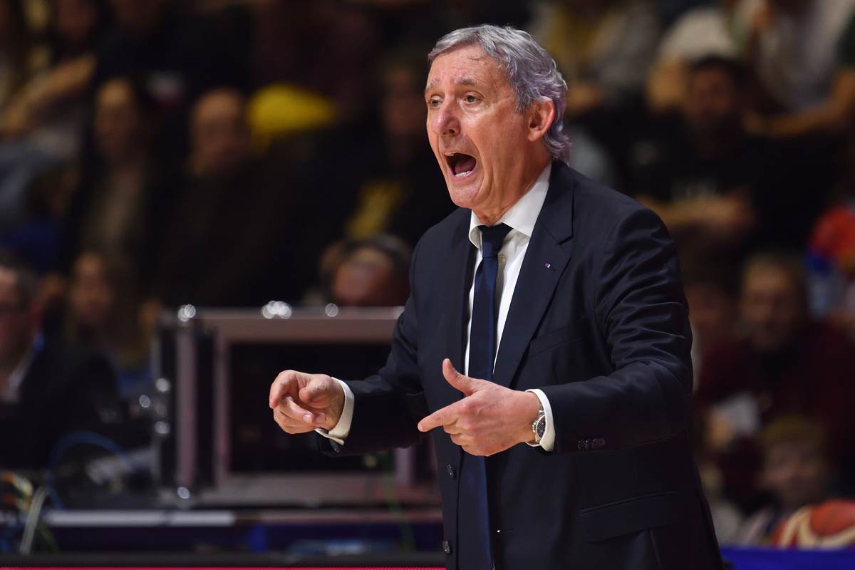  svetislav pesic zabrinut za srpsku kosarku 