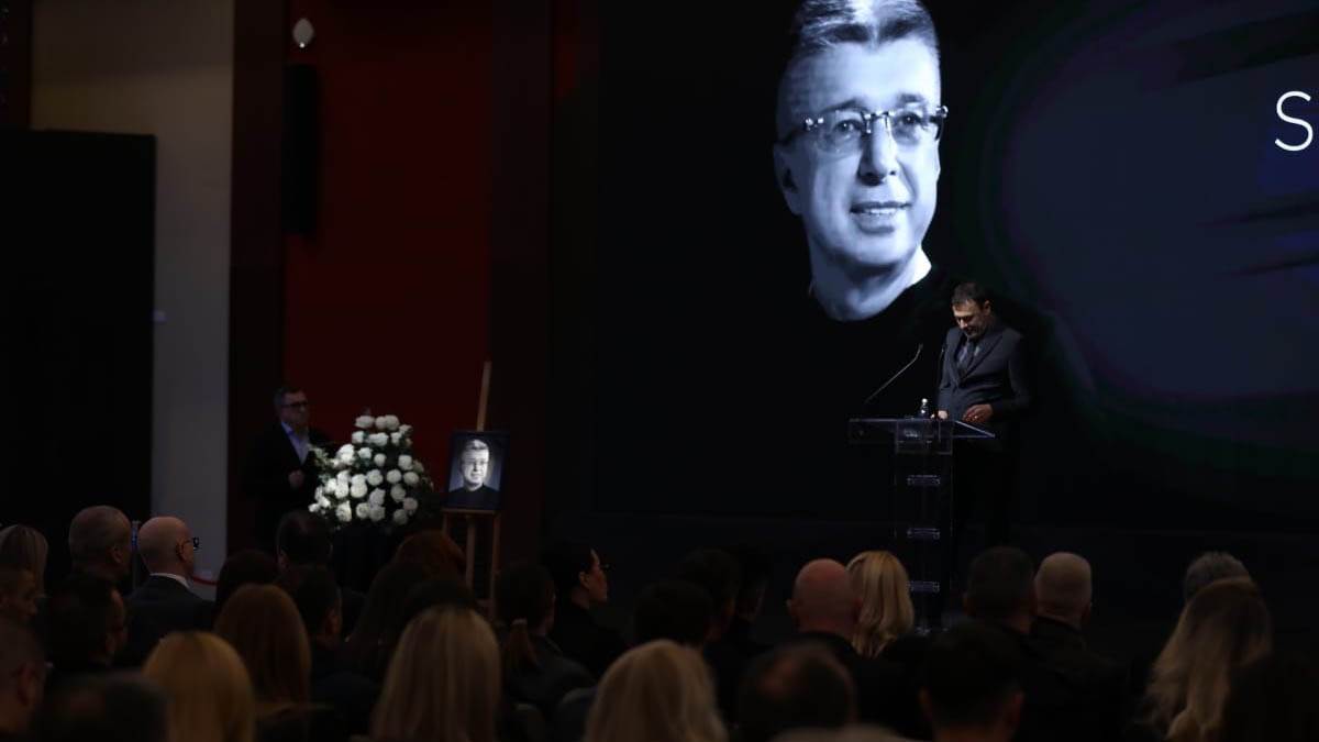 Ostoja Mijailović na komemoraciji Saši Popoviću Ostoja Mijailović na komemoraciji Saši Popoviću