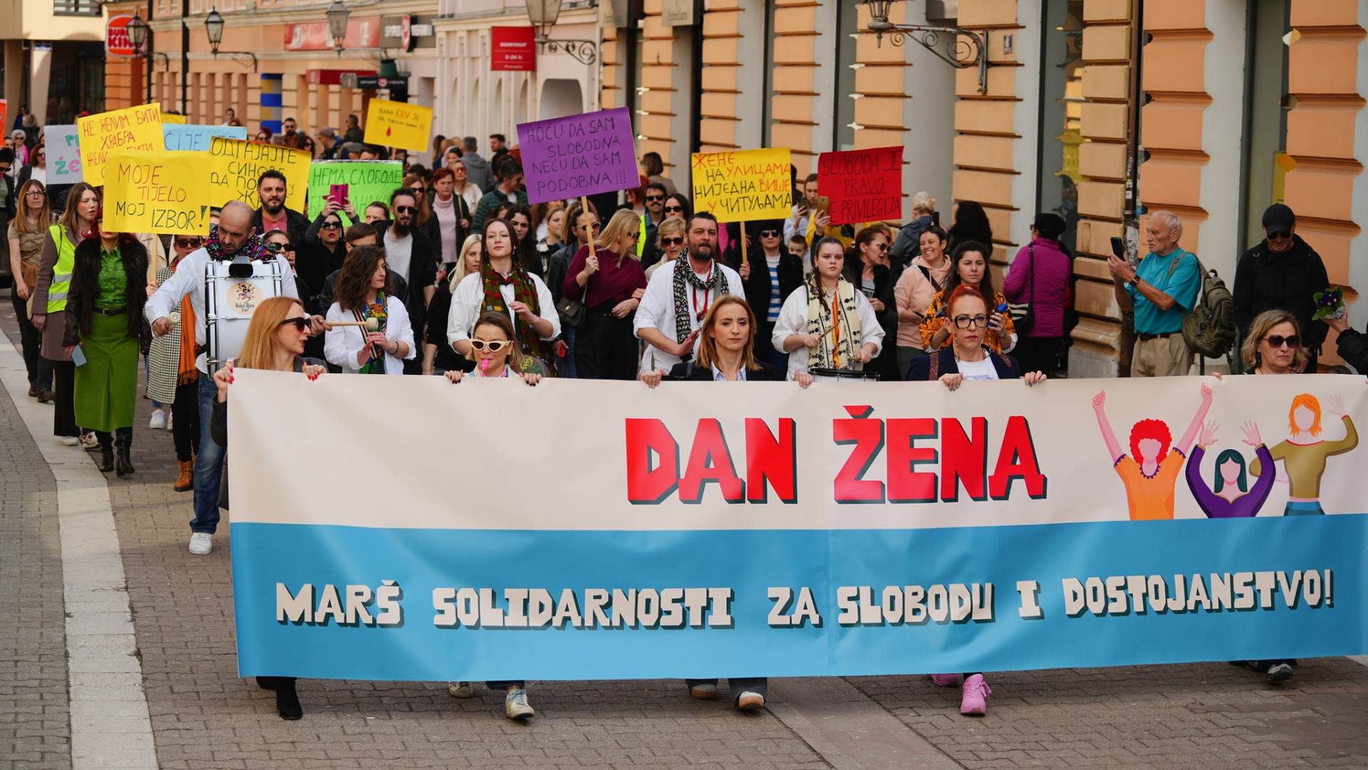  U Banjaluci održan tradicionalni Osmomartovski marš 