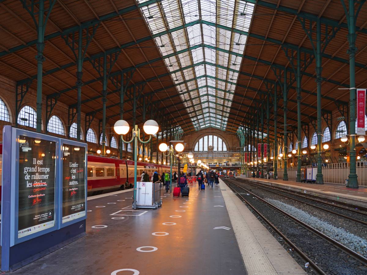  Zaustavljen saobraćaj na stanici Gare du nord 