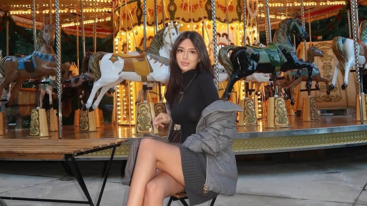 Đina Džinović raskinula sa dečkom Đina Džinović raskinula sa dečkom