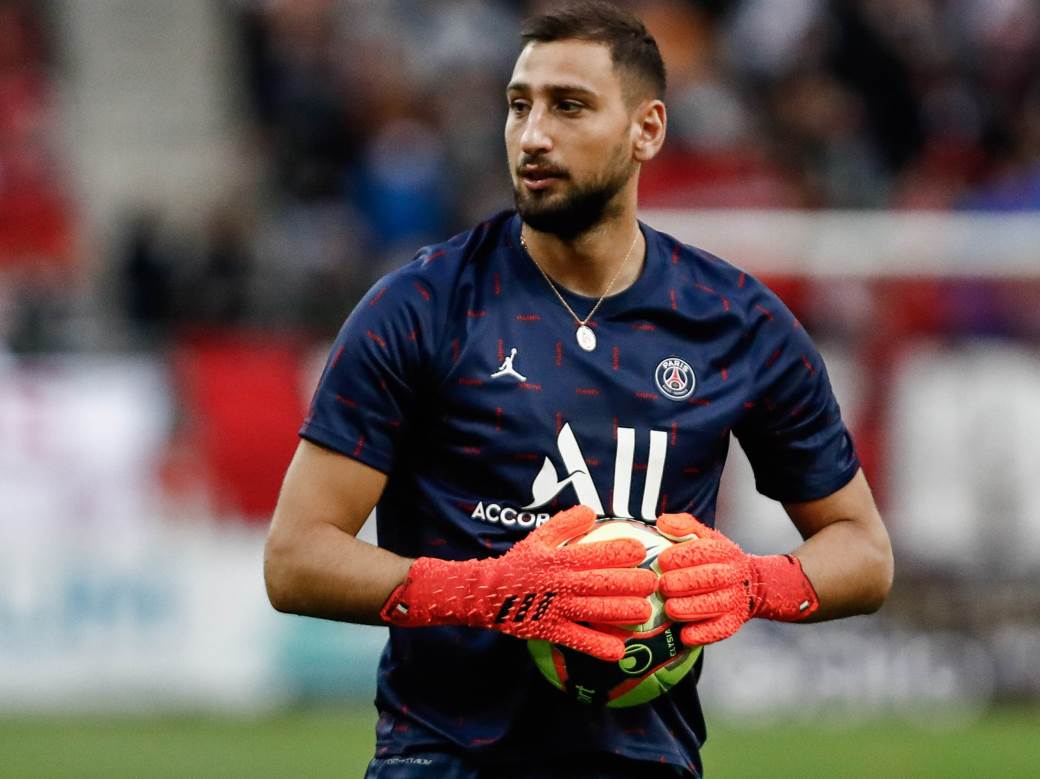  Donaruma u Mančester sitiju  